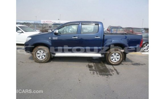 Buy Import Toyota Hilux Blue Car in Import - Dubai in Andijon Buy Import Toyota Hilux Blue Car in Import - Dubai in Andijon