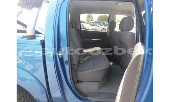 Buy Import Toyota Hilux Blue Car in Import - Dubai in Andijon Buy Import Toyota Hilux Blue Car in Import - Dubai in Andijon