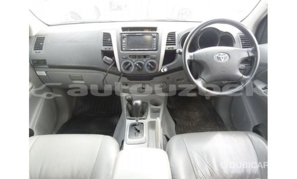 Buy Import Toyota Hilux Blue Car in Import - Dubai in Andijon Buy Import Toyota Hilux Blue Car in Import - Dubai in Andijon