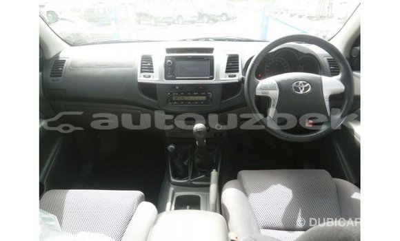 Buy Import Toyota Hilux White Car in Import - Dubai in Andijon Buy Import Toyota Hilux White Car in Import - Dubai in Andijon