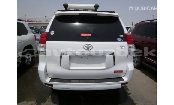 Buy Import Toyota Prado White Car in Import - Dubai in Andijon Buy Import Toyota Prado White Car in Import - Dubai in Andijon