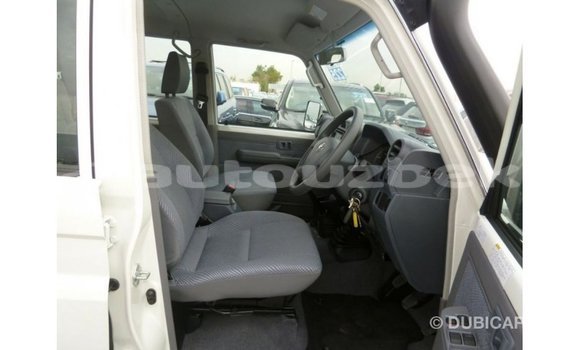 Buy Import Toyota Land Cruiser White Car in Import - Dubai in Andijon Buy Import Toyota Land Cruiser White Car in Import - Dubai in Andijon
