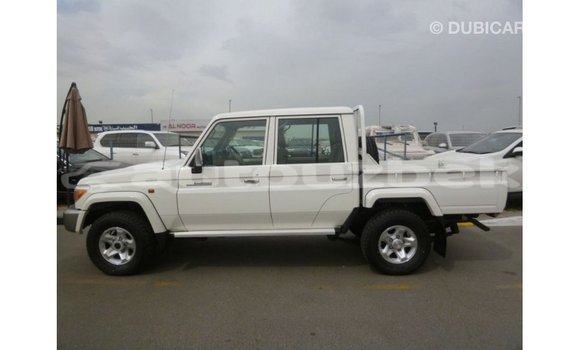 Buy Import Toyota Land Cruiser White Car in Import - Dubai in Andijon Buy Import Toyota Land Cruiser White Car in Import - Dubai in Andijon