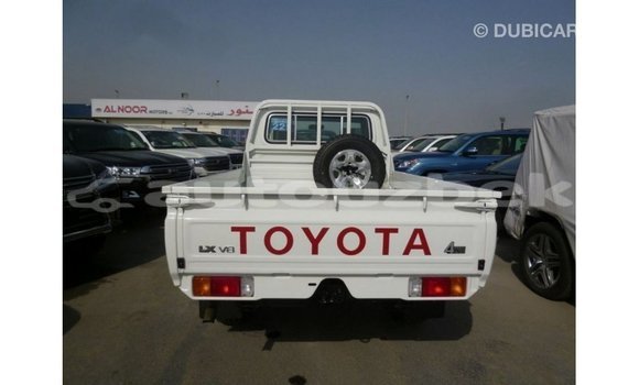 Buy Import Toyota Land Cruiser White Car in Import - Dubai in Andijon Buy Import Toyota Land Cruiser White Car in Import - Dubai in Andijon