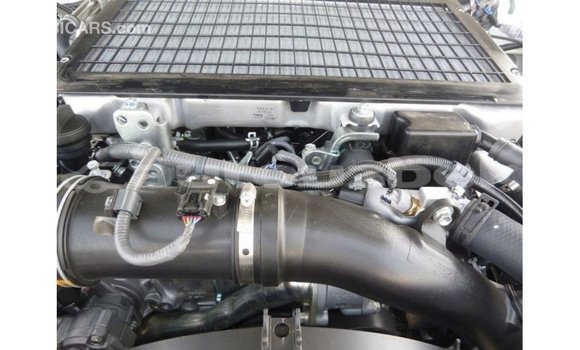 Buy Import Toyota Land Cruiser White Car in Import - Dubai in Andijon Buy Import Toyota Land Cruiser White Car in Import - Dubai in Andijon