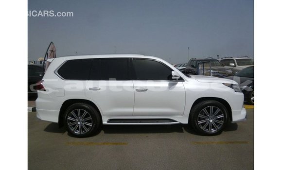 Buy Import Lexus LX White Car in Import - Dubai in Andijon Buy Import Lexus LX White Car in Import - Dubai in Andijon