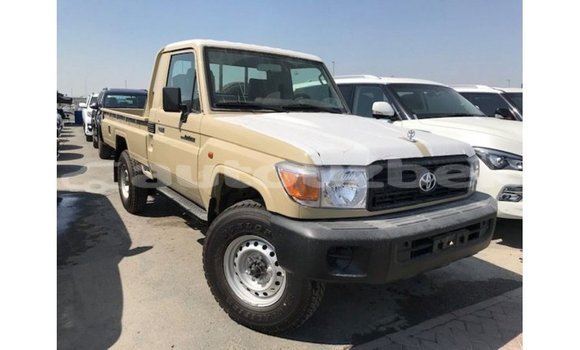 Buy Import Toyota Land Cruiser Beige Car in Import - Dubai in Andijon Buy Import Toyota Land Cruiser Beige Car in Import - Dubai in Andijon