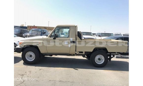 Buy Import Toyota Land Cruiser Beige Car in Import - Dubai in Andijon Buy Import Toyota Land Cruiser Beige Car in Import - Dubai in Andijon