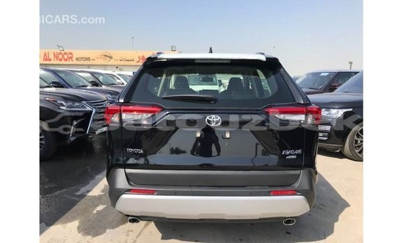 Buy Import Toyota 4Runner Black Car in Import - Dubai in Andijon Buy Import Toyota 4Runner Black Car in Import - Dubai in Andijon