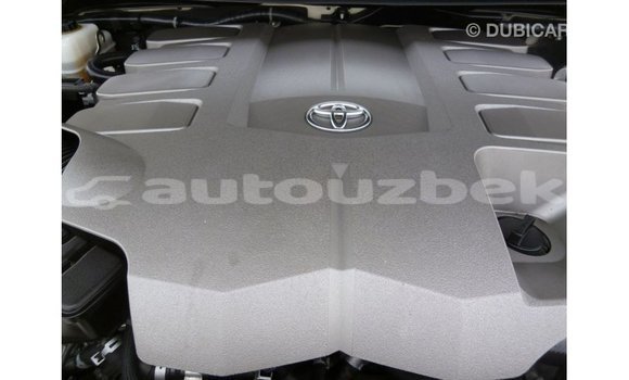 Buy Import Toyota Land Cruiser White Car in Import - Dubai in Andijon Buy Import Toyota Land Cruiser White Car in Import - Dubai in Andijon
