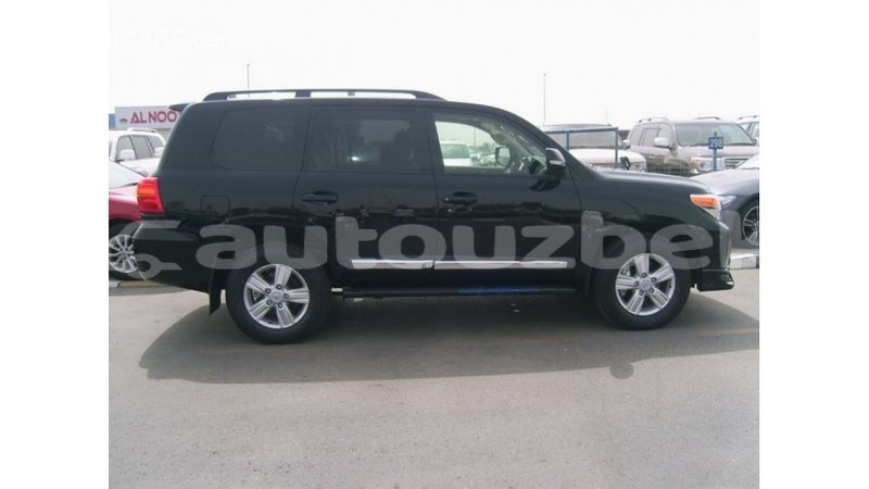 Big with watermark toyota land cruiser andijon import dubai 2502