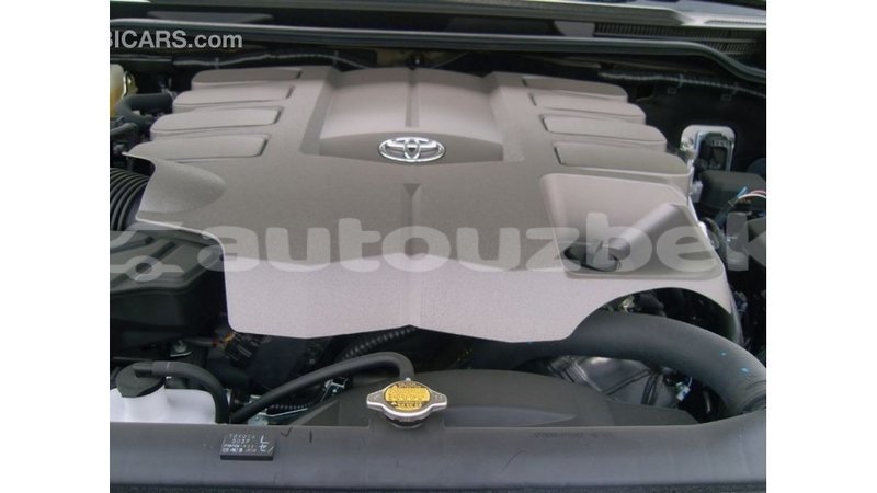 Big with watermark toyota land cruiser andijon import dubai 2502