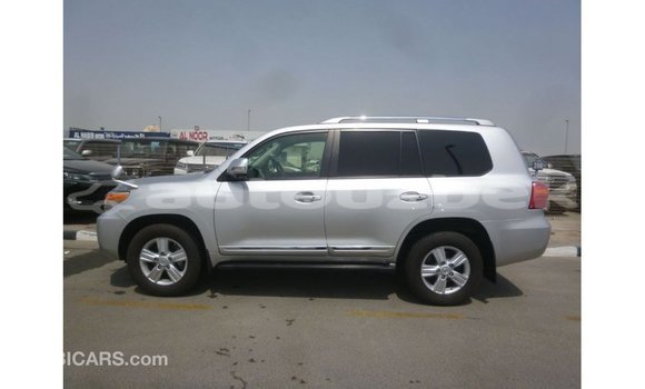 Buy Import Toyota Land Cruiser Other Car in Import - Dubai in Andijon Buy Import Toyota Land Cruiser Other Car in Import - Dubai in Andijon