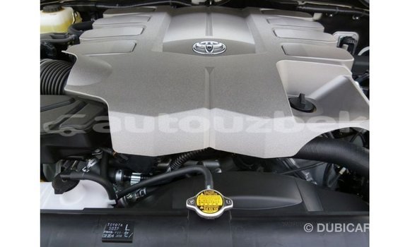 Buy Import Toyota Land Cruiser White Car in Import - Dubai in Andijon Buy Import Toyota Land Cruiser White Car in Import - Dubai in Andijon