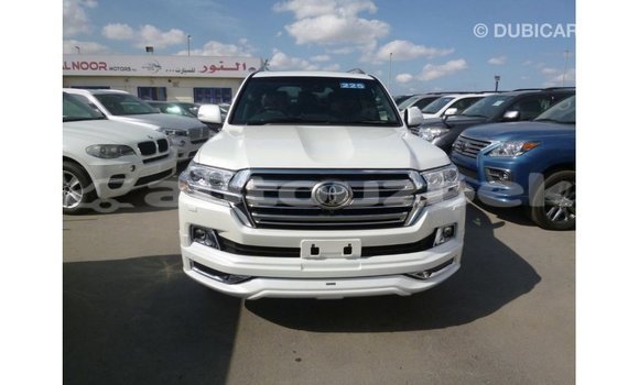 Buy Import Toyota Land Cruiser White Car in Import - Dubai in Andijon Buy Import Toyota Land Cruiser White Car in Import - Dubai in Andijon
