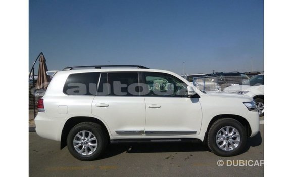 Buy Import Toyota Land Cruiser White Car in Import - Dubai in Andijon Buy Import Toyota Land Cruiser White Car in Import - Dubai in Andijon