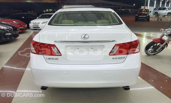 Buy Import Lexus ES White Car in Import - Dubai in Andijon Buy Import Lexus ES White Car in Import - Dubai in Andijon