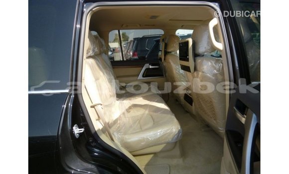 Buy Import Toyota Land Cruiser Black Car in Import - Dubai in Andijon Buy Import Toyota Land Cruiser Black Car in Import - Dubai in Andijon