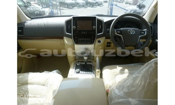 Buy Import Toyota Land Cruiser White Car in Import - Dubai in Andijon Buy Import Toyota Land Cruiser White Car in Import - Dubai in Andijon