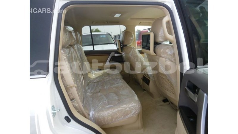 Big with watermark toyota land cruiser andijon import dubai 2524