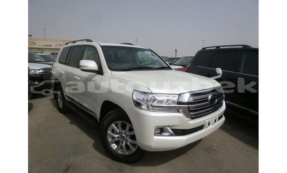Buy Import Toyota Land Cruiser White Car in Import - Dubai in Andijon Buy Import Toyota Land Cruiser White Car in Import - Dubai in Andijon