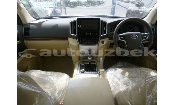 Buy Import Toyota Land Cruiser White Car in Import - Dubai in Andijon Buy Import Toyota Land Cruiser White Car in Import - Dubai in Andijon