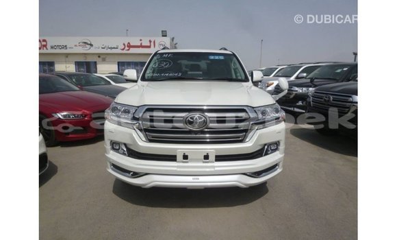 Buy Import Toyota Land Cruiser White Car in Import - Dubai in Andijon Buy Import Toyota Land Cruiser White Car in Import - Dubai in Andijon