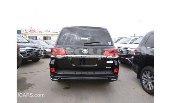 Buy Import Toyota Land Cruiser Black Car in Import - Dubai in Andijon Buy Import Toyota Land Cruiser Black Car in Import - Dubai in Andijon