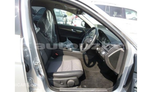 Buy Import Mercedes-Benz 200 Other Car in Import - Dubai in Andijon Buy Import Mercedes-Benz 200 Other Car in Import - Dubai in Andijon