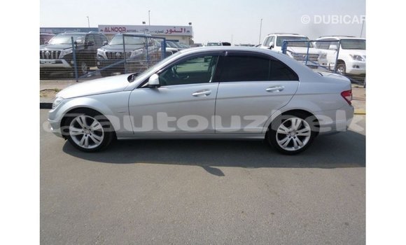 Buy Import Mercedes-Benz 200 Other Car in Import - Dubai in Andijon Buy Import Mercedes-Benz 200 Other Car in Import - Dubai in Andijon