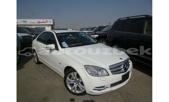 Buy Import Mercedes-Benz 200 White Car in Import - Dubai in Andijon Buy Import Mercedes-Benz 200 White Car in Import - Dubai in Andijon