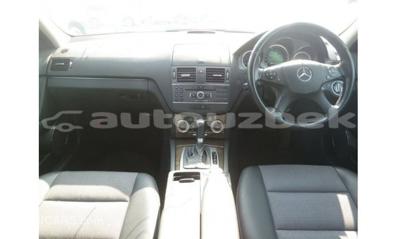 Buy Import Mercedes-Benz 200 White Car in Import - Dubai in Andijon Buy Import Mercedes-Benz 200 White Car in Import - Dubai in Andijon