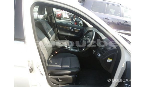 Buy Import Mercedes-Benz 200 White Car in Import - Dubai in Andijon Buy Import Mercedes-Benz 200 White Car in Import - Dubai in Andijon