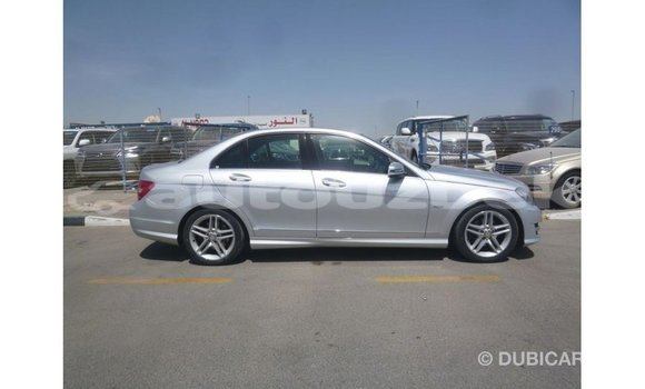 Buy Import Mercedes-Benz 200 Other Car in Import - Dubai in Andijon Buy Import Mercedes-Benz 200 Other Car in Import - Dubai in Andijon