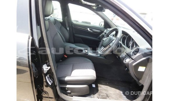 Buy Import Mercedes-Benz 200 Black Car in Import - Dubai in Andijon Buy Import Mercedes-Benz 200 Black Car in Import - Dubai in Andijon