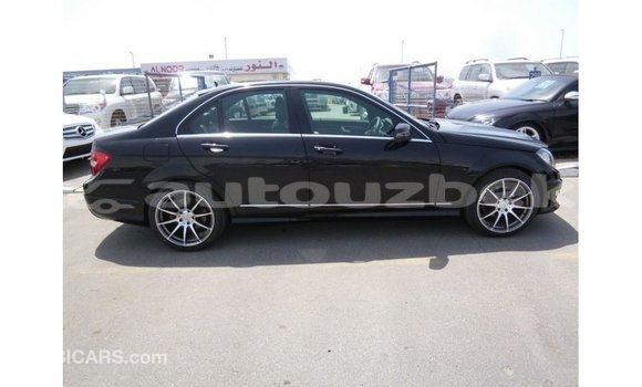Buy Import Mercedes-Benz 200 Black Car in Import - Dubai in Andijon Buy Import Mercedes-Benz 200 Black Car in Import - Dubai in Andijon
