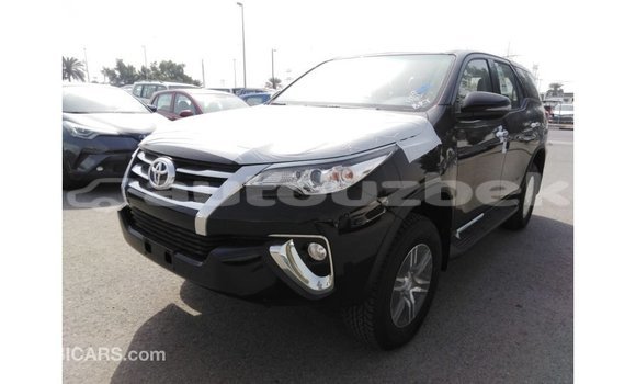 Buy Import Toyota Fortuner Black Car in Import - Dubai in Andijon Buy Import Toyota Fortuner Black Car in Import - Dubai in Andijon