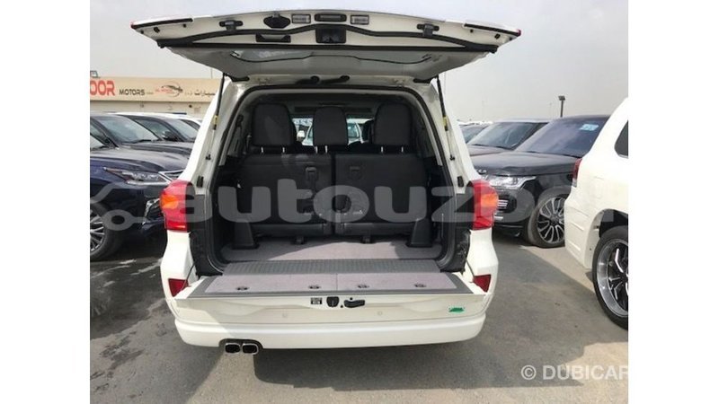 Big with watermark toyota land cruiser andijon import dubai 2546