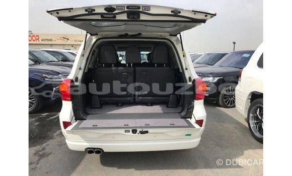 Buy Import Toyota Land Cruiser White Car in Import - Dubai in Andijon Buy Import Toyota Land Cruiser White Car in Import - Dubai in Andijon