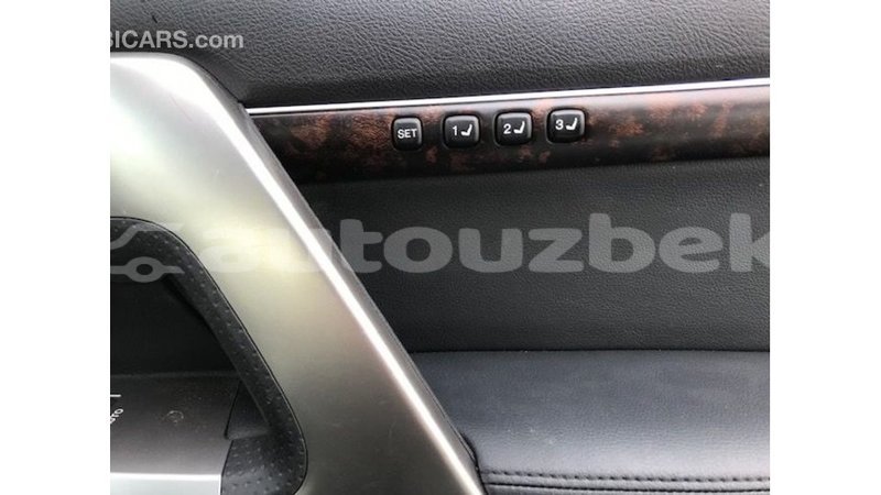 Big with watermark toyota land cruiser andijon import dubai 2546