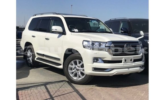 Buy Import Toyota Land Cruiser White Car in Import - Dubai in Andijon Buy Import Toyota Land Cruiser White Car in Import - Dubai in Andijon