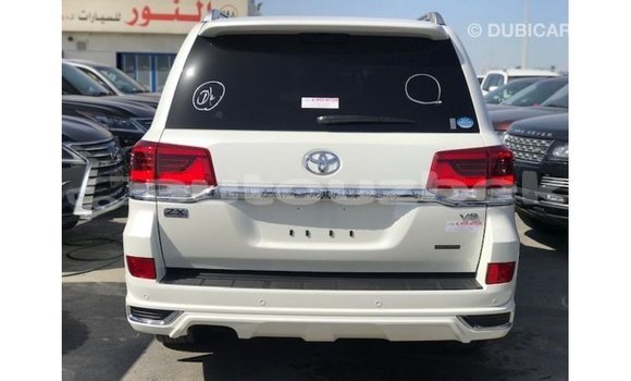 Buy Import Toyota Land Cruiser White Car in Import - Dubai in Andijon Buy Import Toyota Land Cruiser White Car in Import - Dubai in Andijon