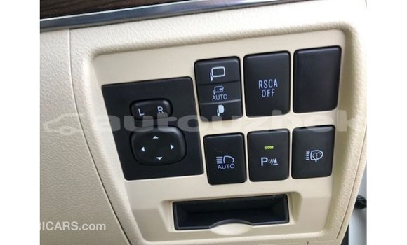 Buy Import Toyota Land Cruiser White Car in Import - Dubai in Andijon Buy Import Toyota Land Cruiser White Car in Import - Dubai in Andijon
