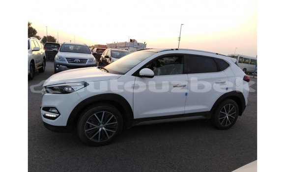 Buy Import Hyundai Tucson White Car in Import - Dubai in Andijon Buy Import Hyundai Tucson White Car in Import - Dubai in Andijon