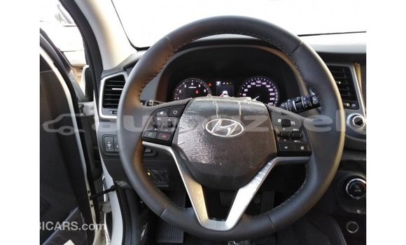 Buy Import Hyundai Tucson White Car in Import - Dubai in Andijon Buy Import Hyundai Tucson White Car in Import - Dubai in Andijon