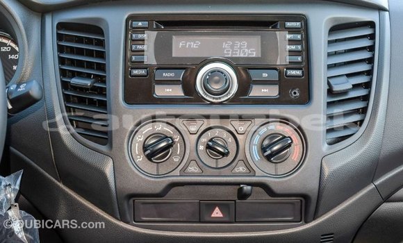 Buy Import Mitsubishi L200 White Car in Import - Dubai in Andijon Buy Import Mitsubishi L200 White Car in Import - Dubai in Andijon