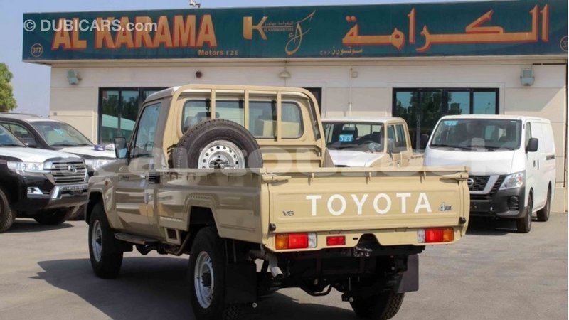 Big with watermark toyota land cruiser andijon import dubai 2557