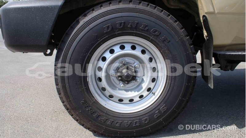 Big with watermark toyota land cruiser andijon import dubai 2557