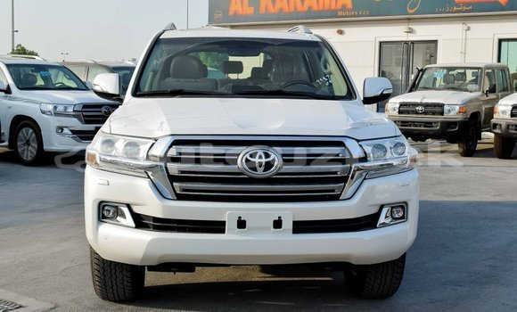 Buy Import Toyota Land Cruiser White Car in Import - Dubai in Andijon Buy Import Toyota Land Cruiser White Car in Import - Dubai in Andijon