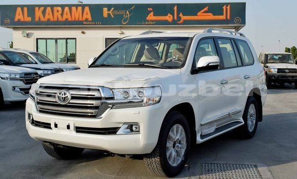 Buy Import Toyota Land Cruiser White Car in Import - Dubai in Andijon Buy Import Toyota Land Cruiser White Car in Import - Dubai in Andijon